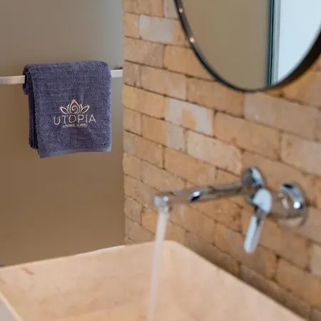 Отель Utopia By Anna Platanou