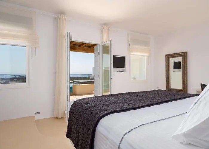 Utopia By Anna Platanou