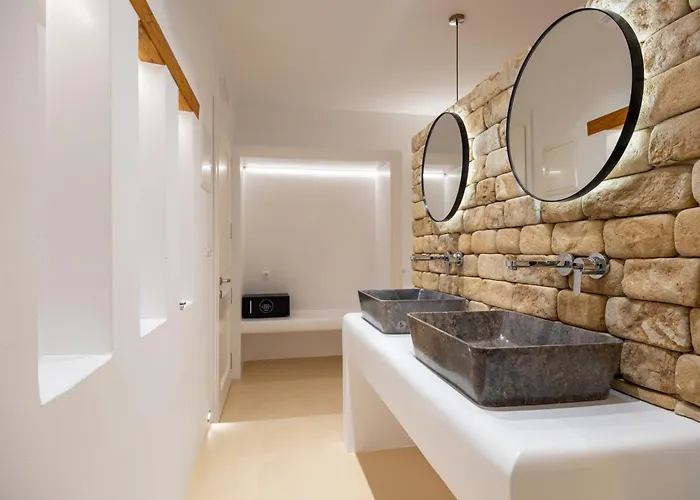 Utopia By Anna Platanou